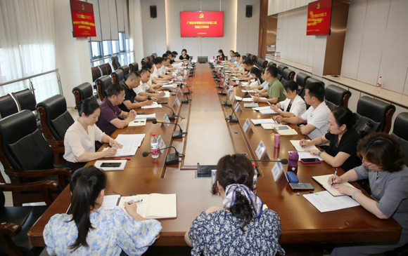 我校召开2025年第二次党建工作例会